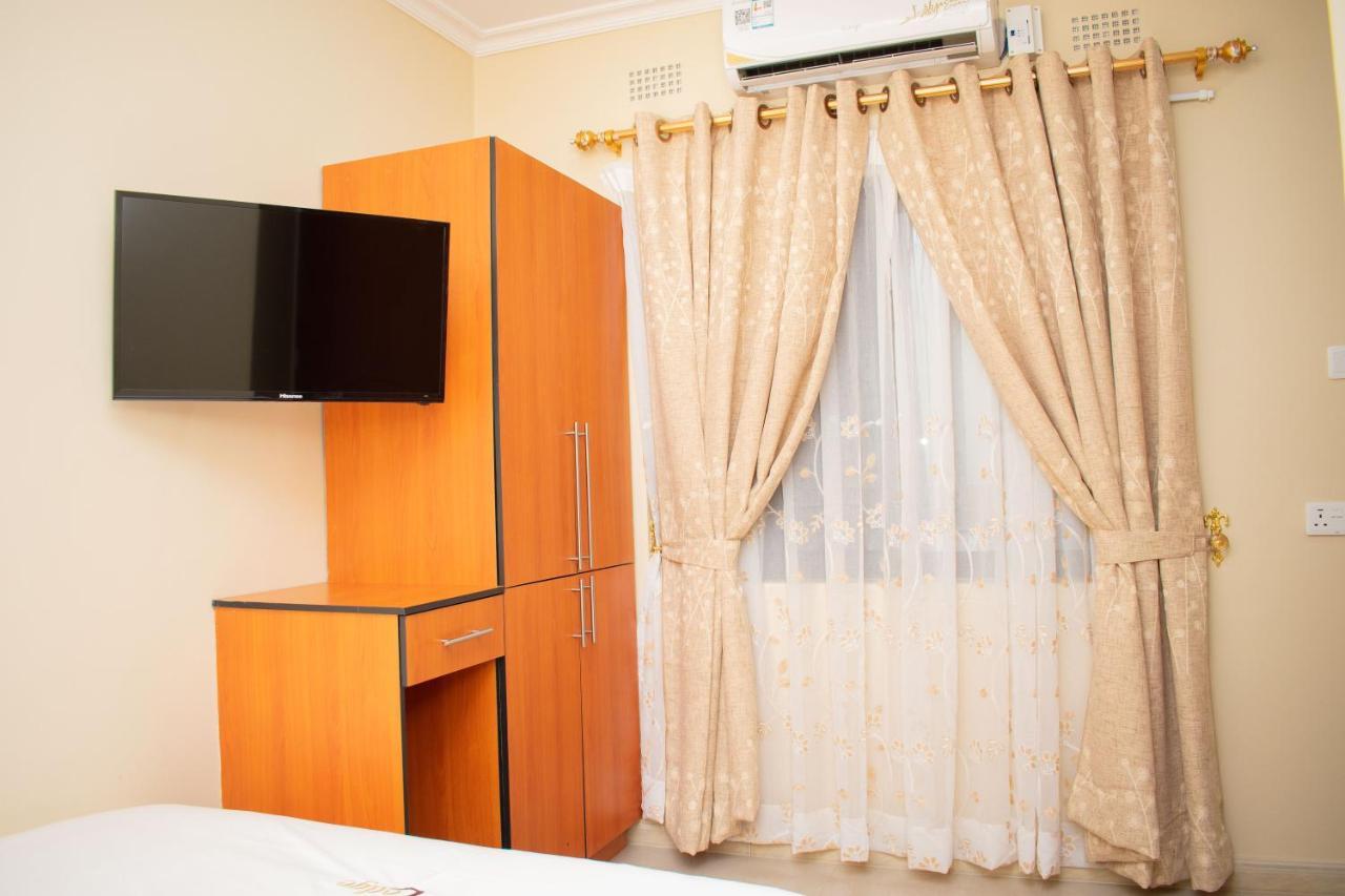 Travelodge Blantyre Bagian luar foto