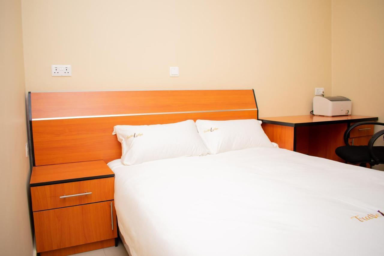 Travelodge Blantyre Bagian luar foto
