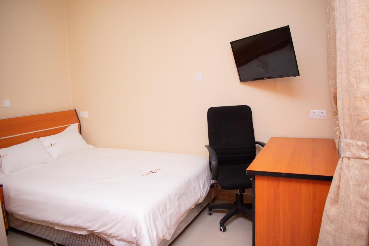 Travelodge Blantyre Bagian luar foto