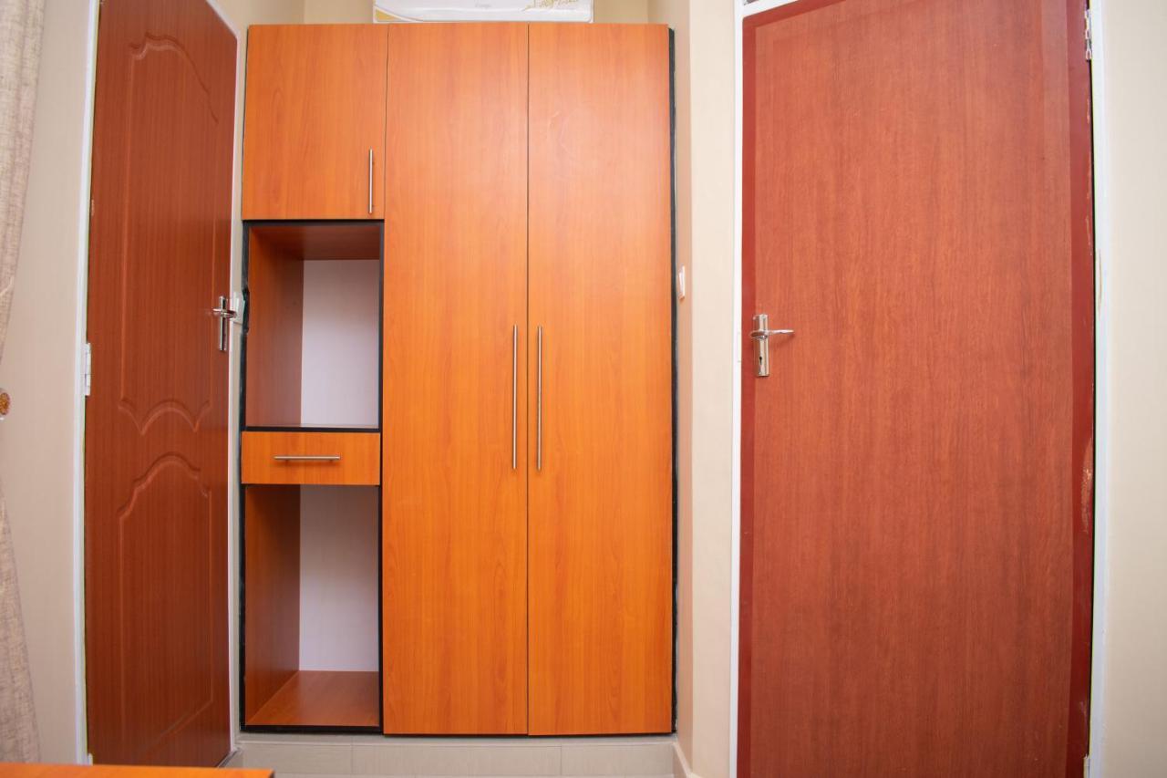 Travelodge Blantyre Bagian luar foto