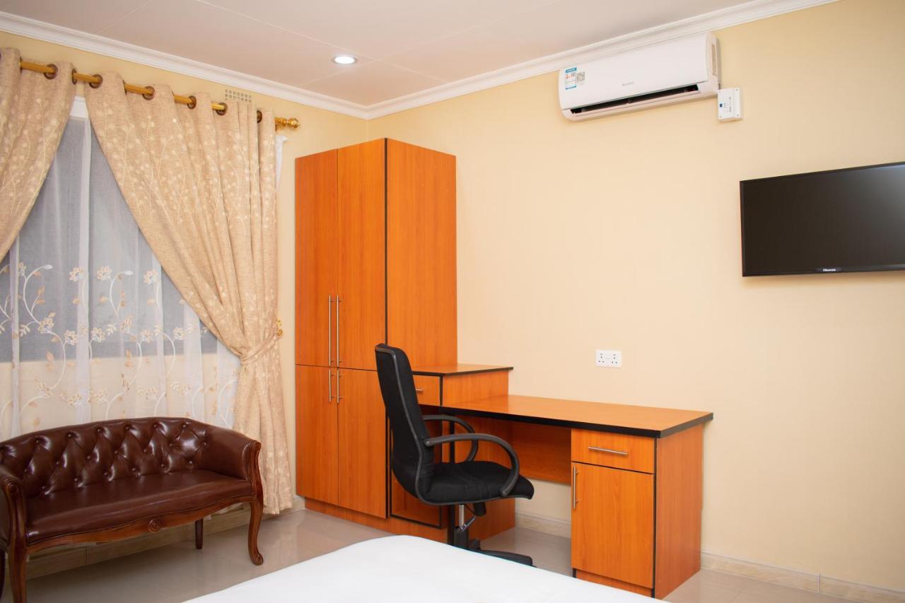 Travelodge Blantyre Bagian luar foto