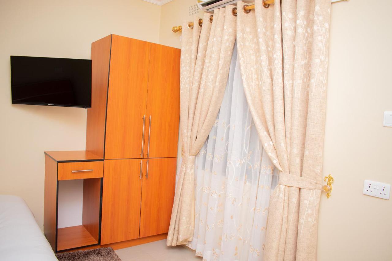 Travelodge Blantyre Bagian luar foto